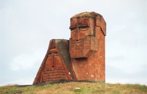 Stepanakert - Papik Tatik Monument