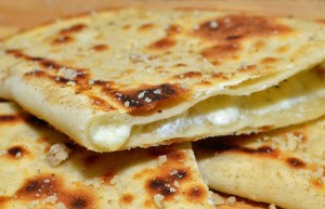 Kutab, Azeri Stuffed Flatbread