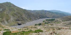 Azerbaijan - Road to Quba - Rük