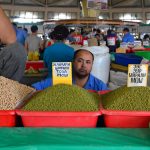 Tashkent - Chorsu Bazaar - Peas