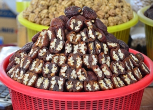 Samarkand - Siyob Bazaar - Dried Fruits and Nuts