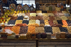 Moscow - Danilovsky Market - Dried Fruits and Nuts